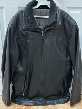 Danier Black Leather Collar Zip Jacket